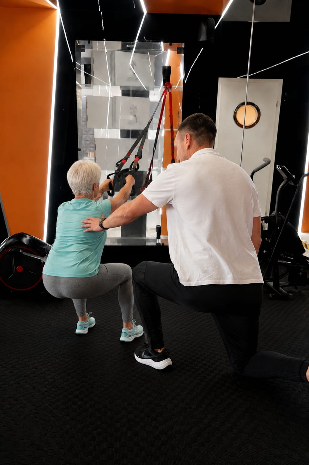 Indywidualny trening dla seniorów w studiu VICTORYBODY w Wesołej